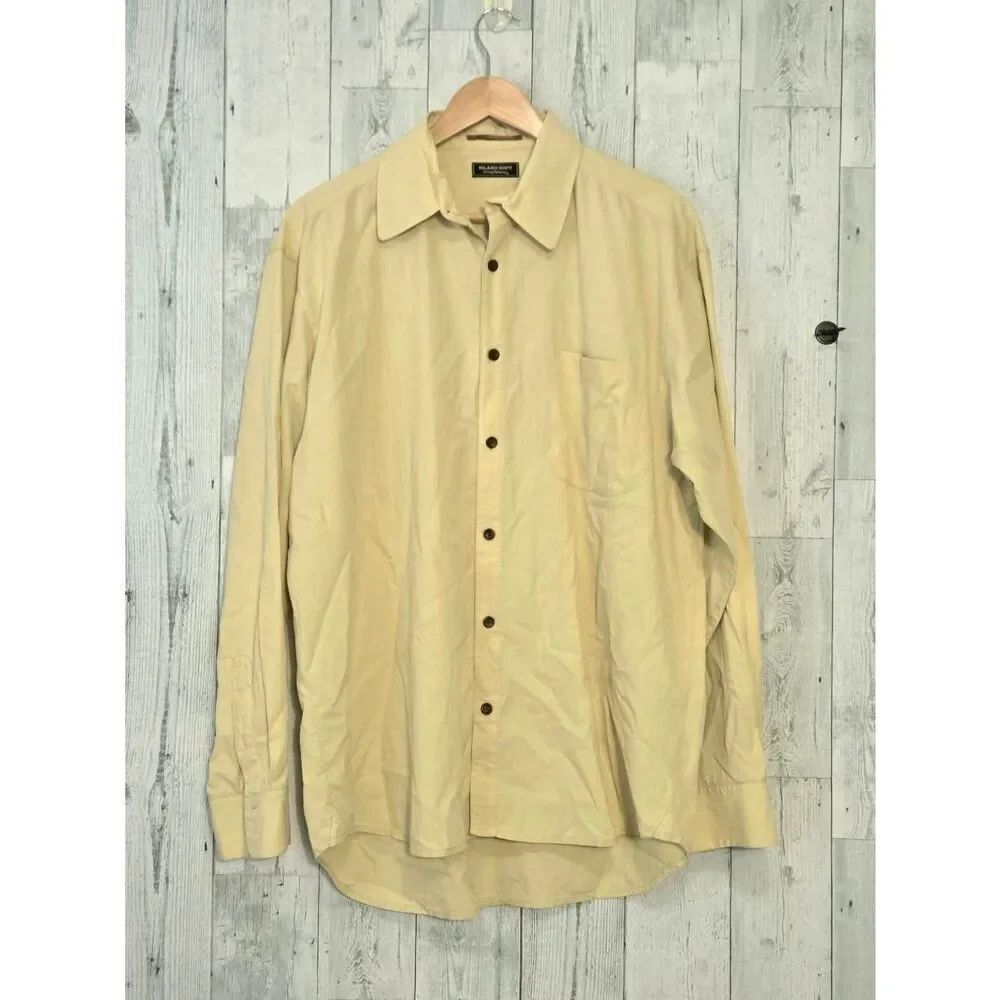 Tommy BahamaโYellow Island Soft Button Up Long sleeve Shirt Sz. M